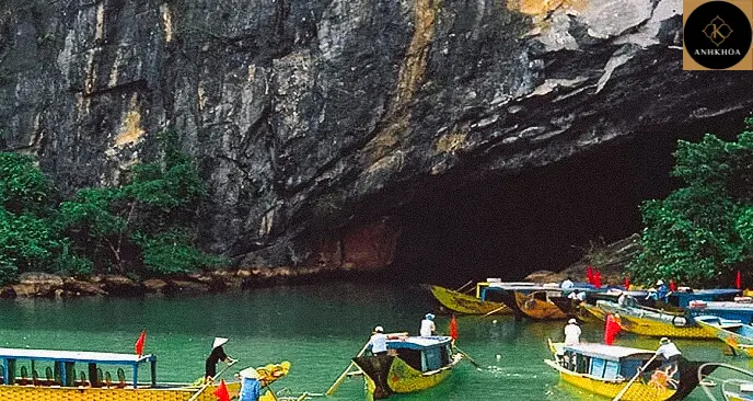 hoi an to phong nha cave bus 7 | Anh Khoa Company | Scooter Rental Hoi An | hoianit.com