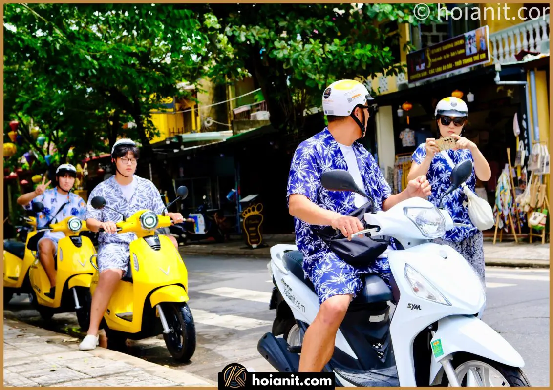 50cc bike rental Hoi An Service at Anh Khoa, ideal for navigating Hoi An without a license, offering reliable and professional service