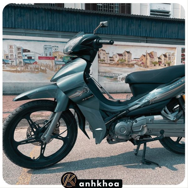 Smooth and efficient Yamaha Jupiter motorbike rental, perfect for exploring Hoi An.