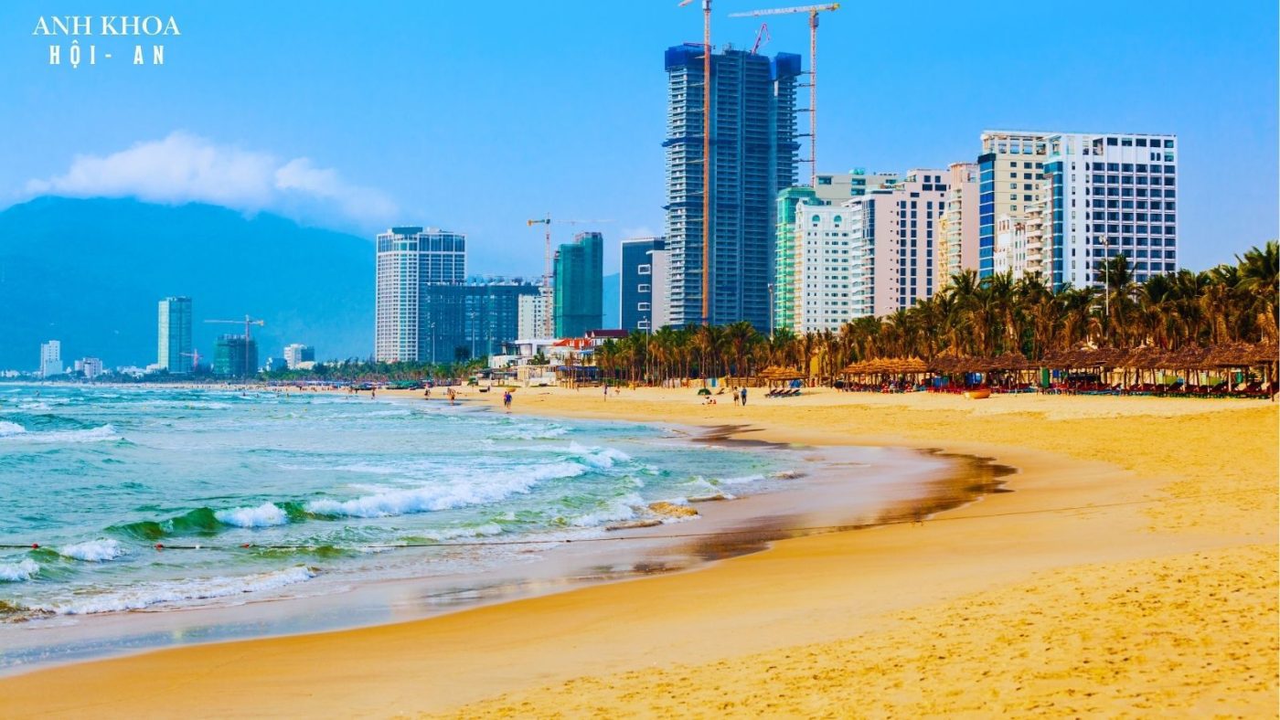 Stunning view of My Khe Beach with golden sands and clear blue water.