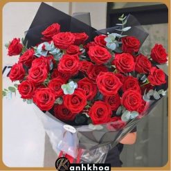 red roses bouquet in da nang flower shop