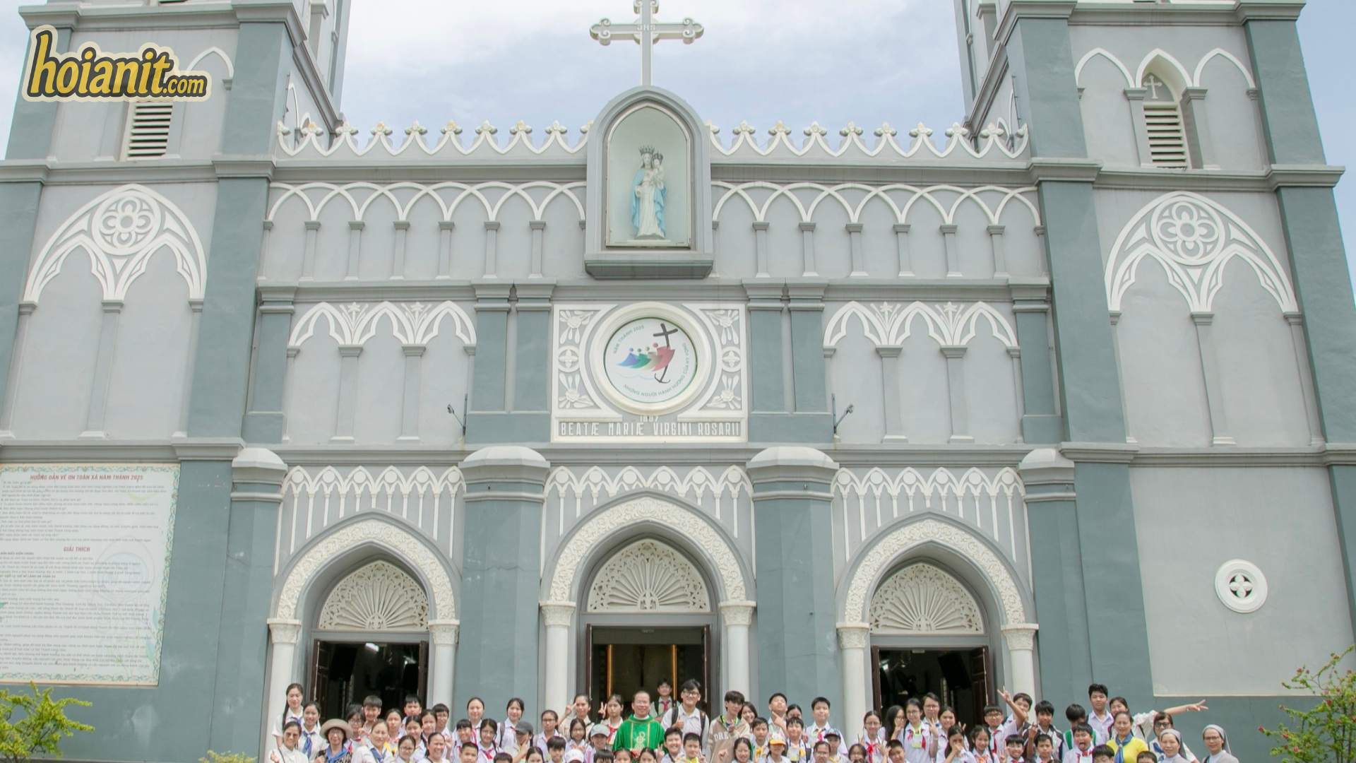 Gia%CC%81o Xu%CC%9B%CC%81 Thanh Bi%CC%80nh Da%CC%80 Na%CC%86%CC%83ng 3 Tháp chuông nhà thờ Thanh Bình Đà Nẵng