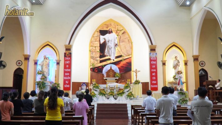 nhà thờ hòa cường đà nẵng