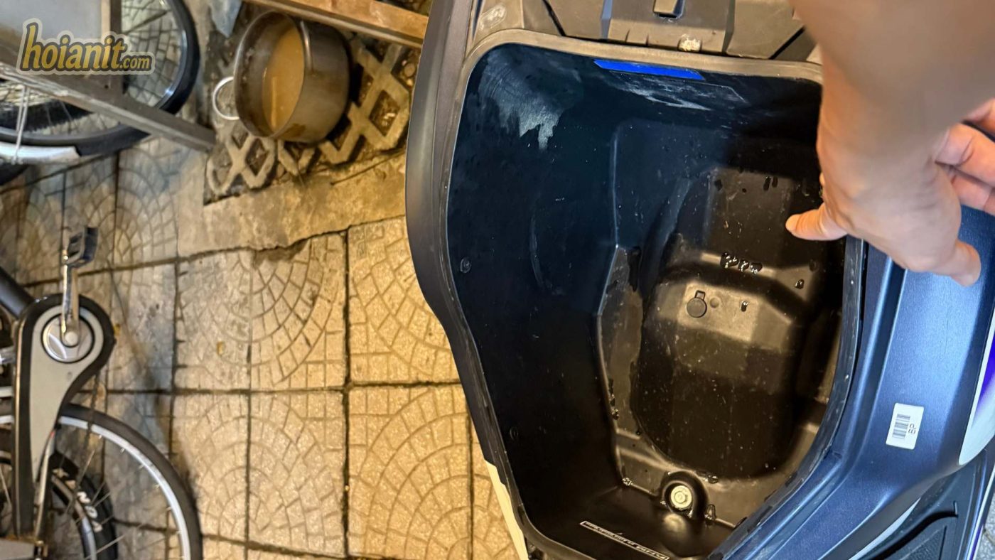 Guest Forgot Item Under the Seat