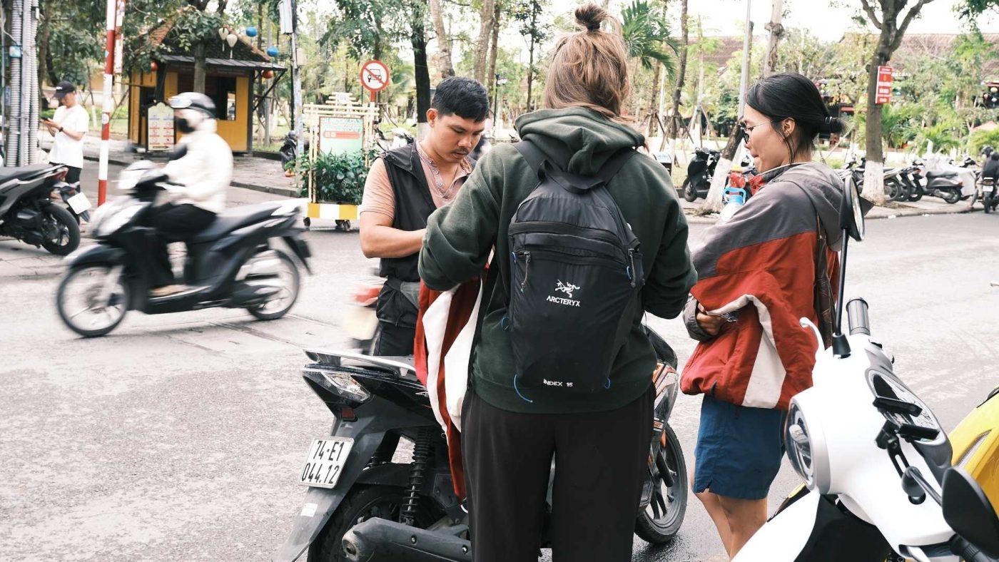 Hai Van Pass motorbike weather tips2 Hai Van Pass motorbike weather tips