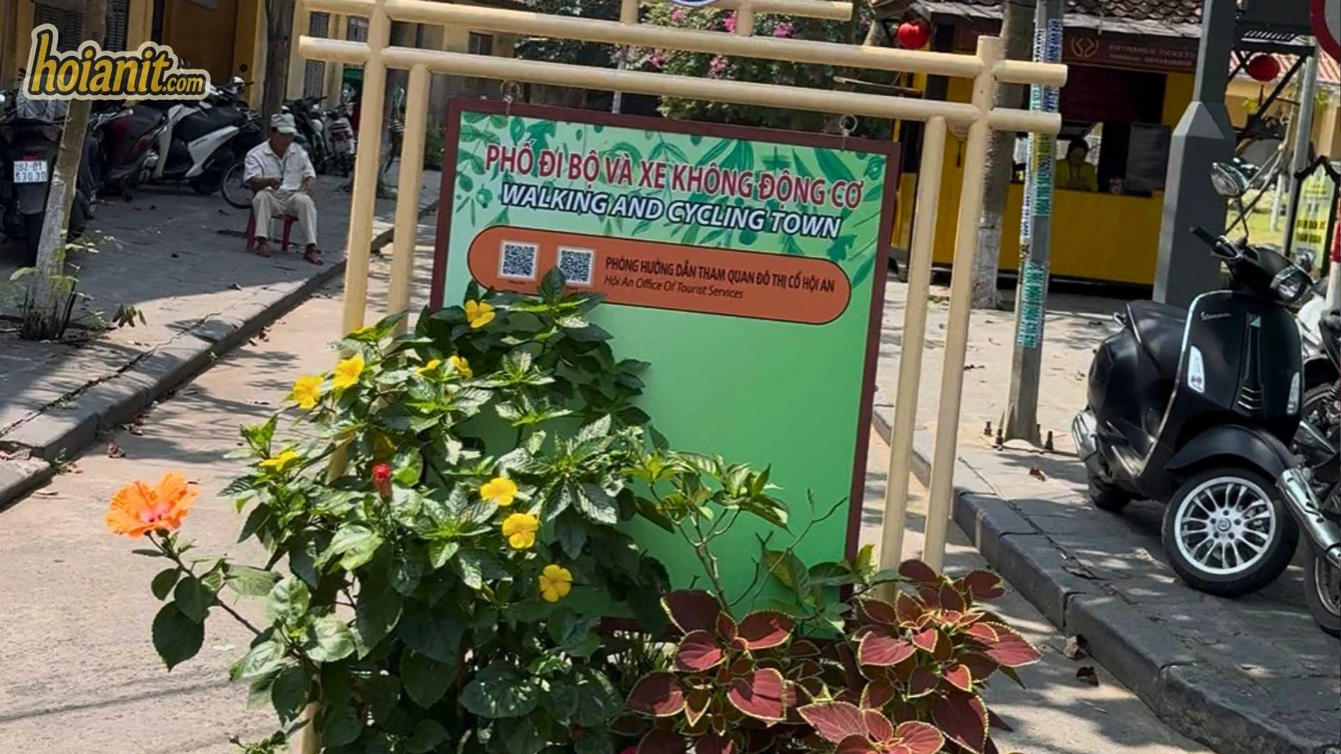 Walking and cycling zone sign at the edge of Hoi An Ancient Town, where Hoi An bike parking starts