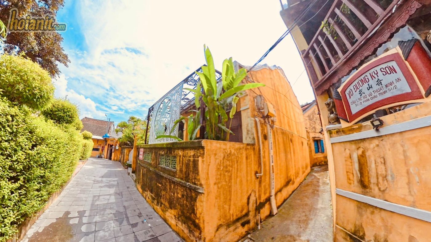 Hoi An hidden alleys