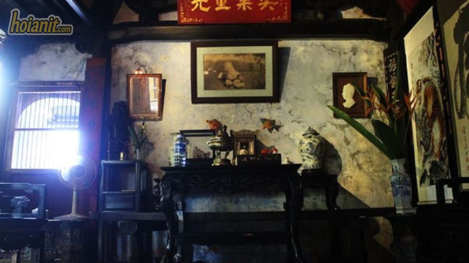 Gian thờ bên trong nhà thờ tộc Trần Hội An