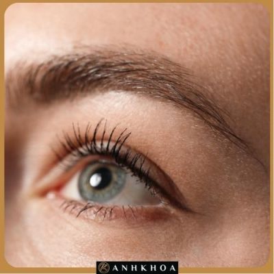 Spray eyebrows at Thanh Mai salon Hoi An