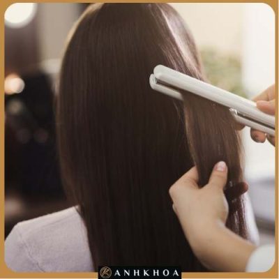 Hair straightening at Thanh Mai salon Hoi An
