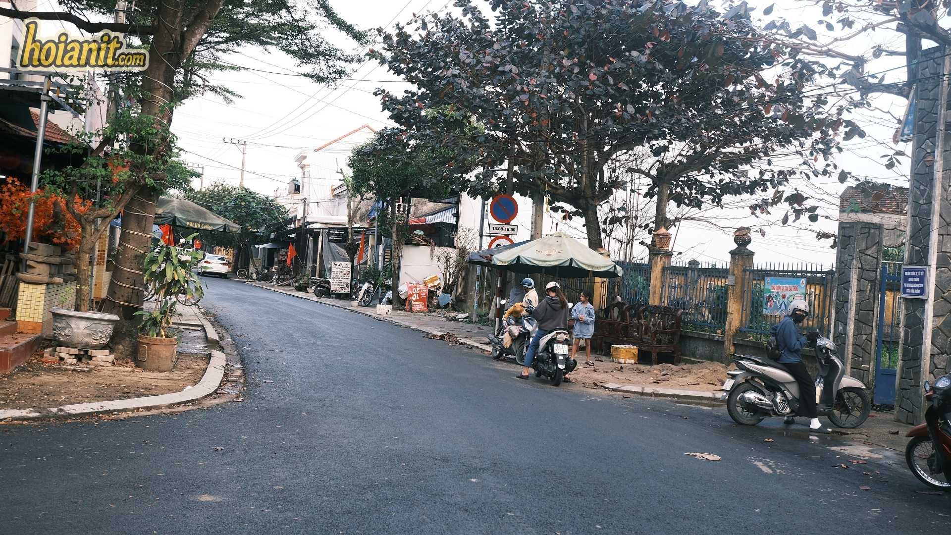 Thanh Ha Pottery Village 1 Lane through Thanh Ha pottery village on a Hoi An cycling route