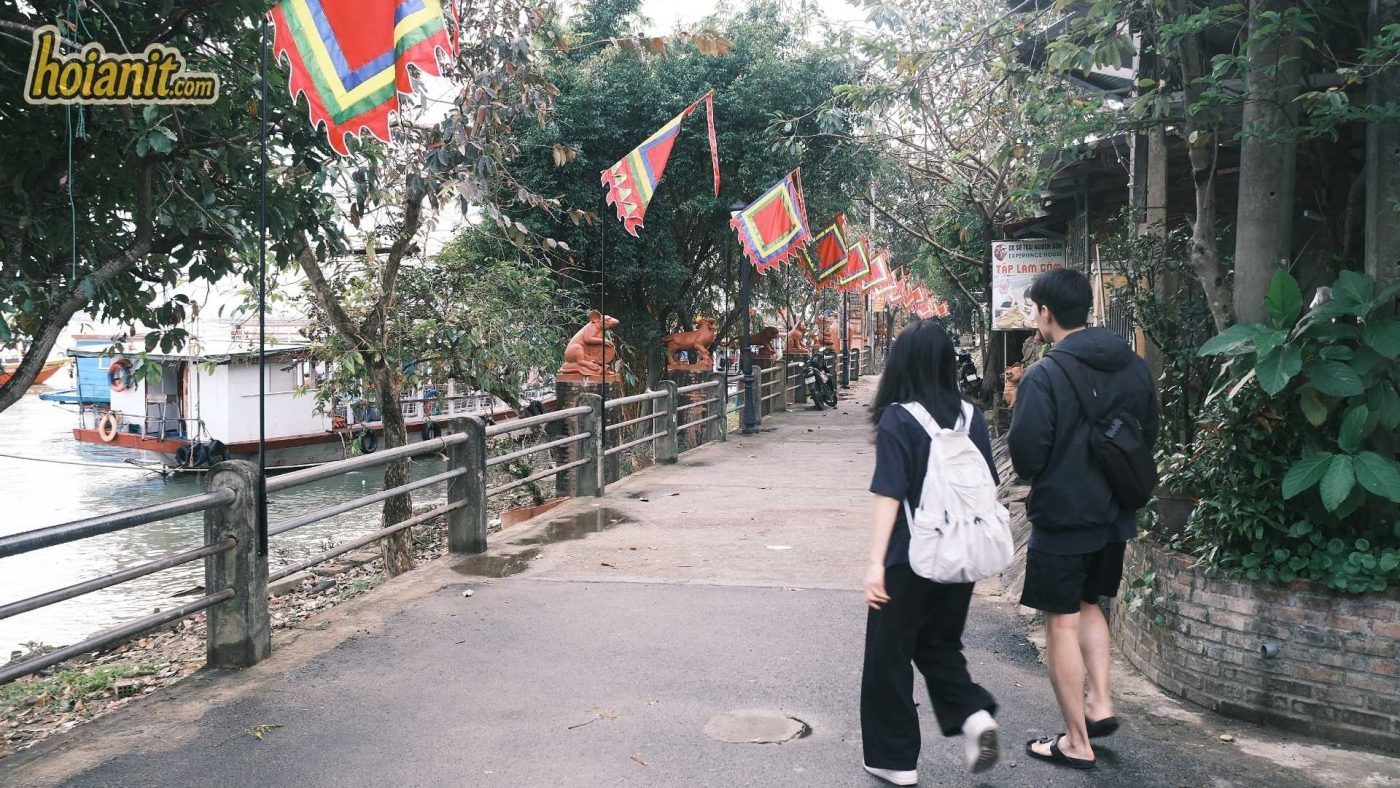 Thanh Ha Pottery Village