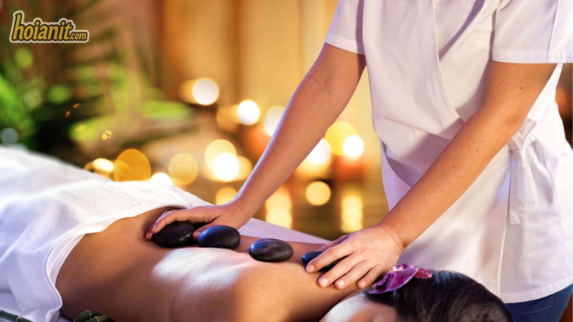 Reception and foot massage chairs at Thanh Mai Spa, 84 Phan Chau Trinh Hoi An