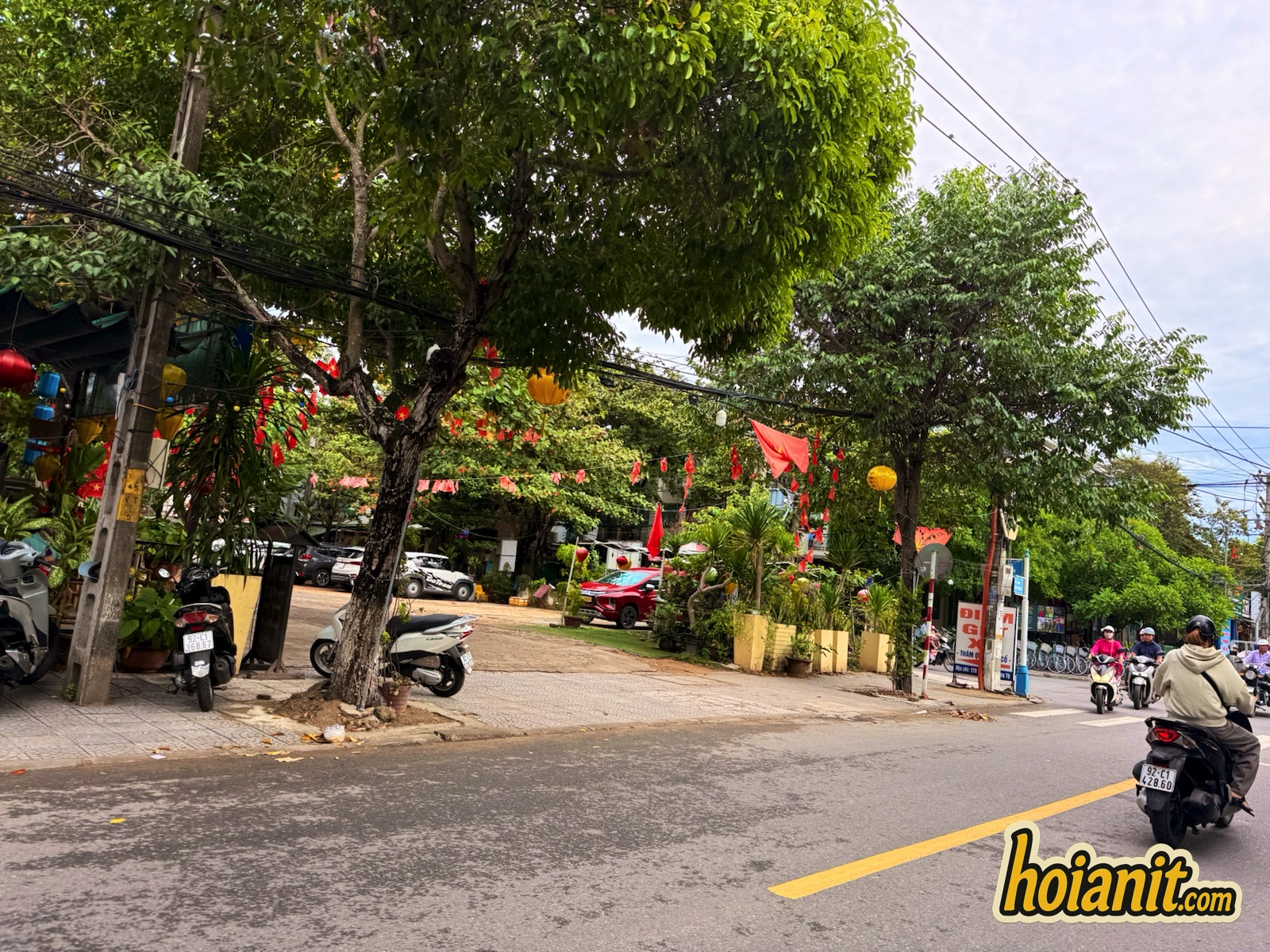 Bãi đỗ xe ô tô 128 Nguyễn Trường Tộ, Hội An
