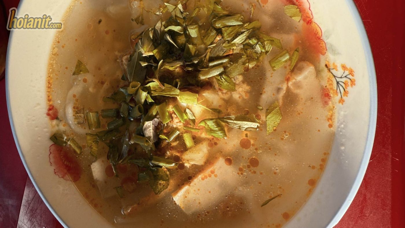 Bánh canh Chùa Cầu nổi tiếng phố cổ Hội An