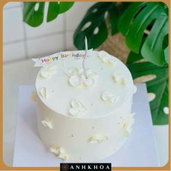 nice birthday cake for girlfriend in hoi an