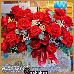 giỏ hoa hông đỏ sinh nhật hội an