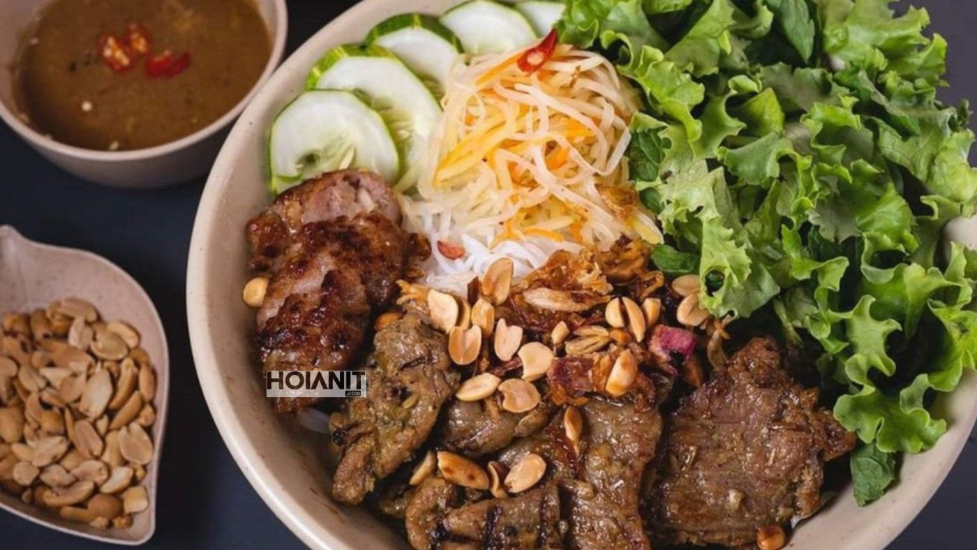 Thịt nướng cô Lợi – đặc sản vỉa hè nổi tiếng tại Hội An