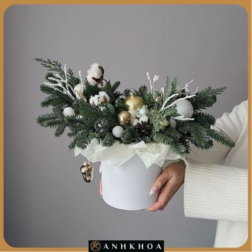 christmas flower in da nang 2 christmas trees in Hoi An Da Nang Flower Shop