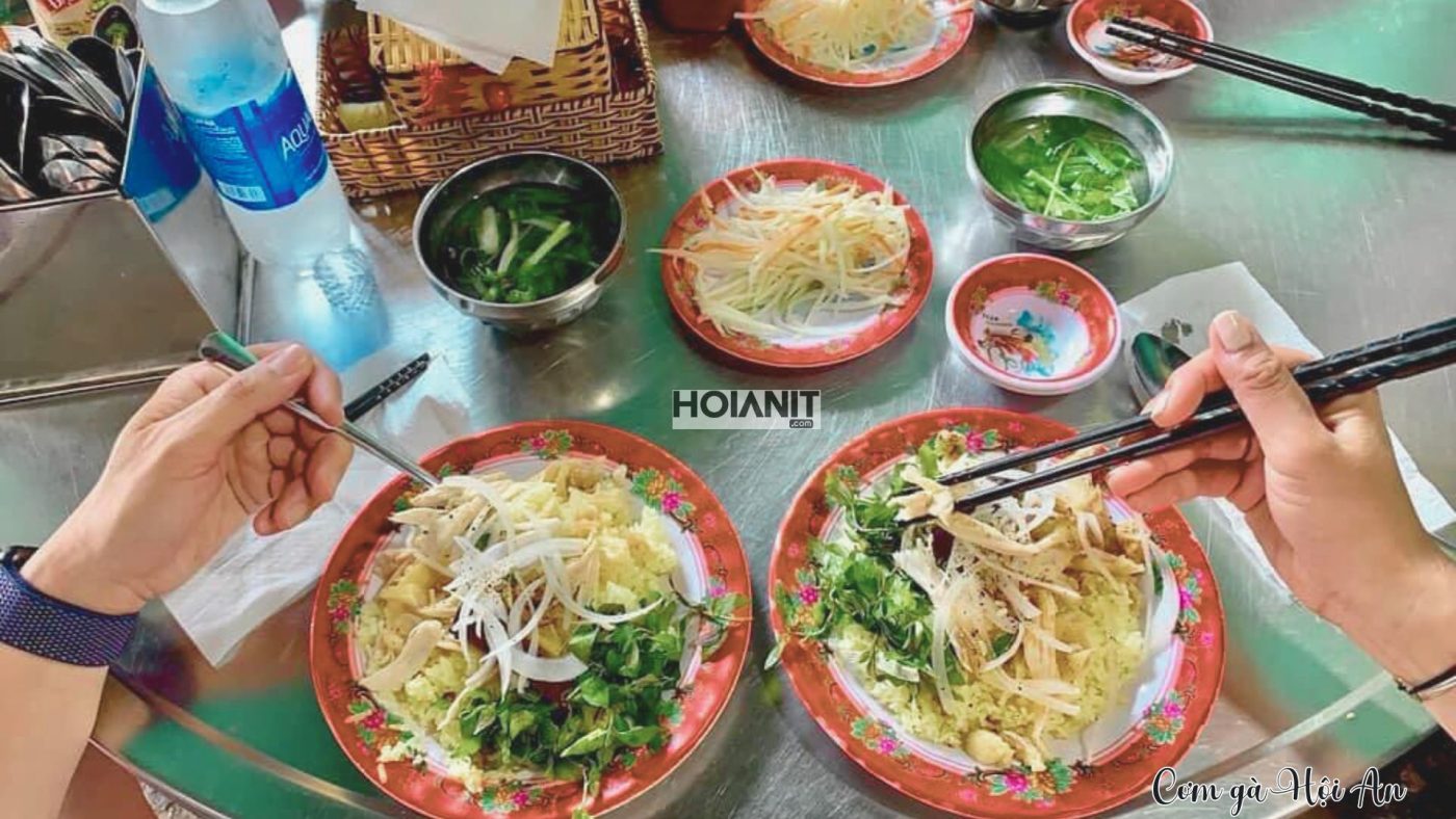 com ga hoi an 2 Cơm gà Hội An – sự hòa quyện giữa truyền thống và hương vị
