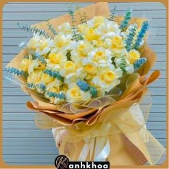 yellow roses for apologize in da nang flower shop