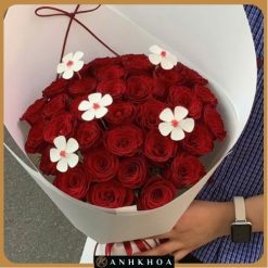 red roses for birthday in hoi an da nang flower shop