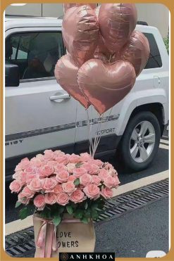 flower with baloons in da nang flowershop