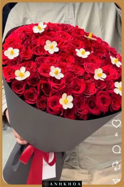 Modern and stylish Da Nang flower shop bouquets