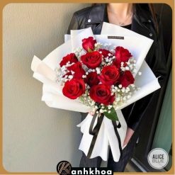 a rose bouquet for birthday in da nang flower shop