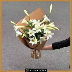easter lilies in hoi an da nang flower shop