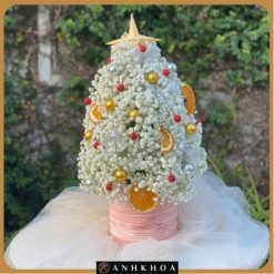 Baby’s breath Christmas tree decorated with dried orange slices and ornaments from Anh Khoa Flower Shop Hoi An Da Nang