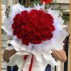 red roes for girlfriend in da nang flower shop