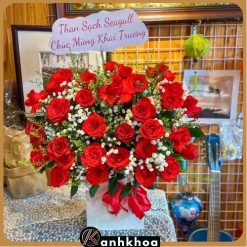 red roses for women in da nang flower shop