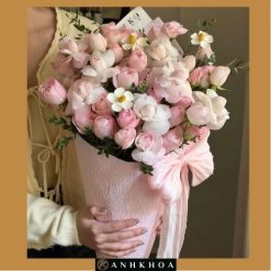 nice roses bouiquet for valentine's day in da nang flower shop