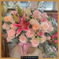 lilies and roses for women's day in da nang hoi an flower shop