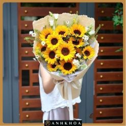 sun flower for birthday in hoi an flower shop