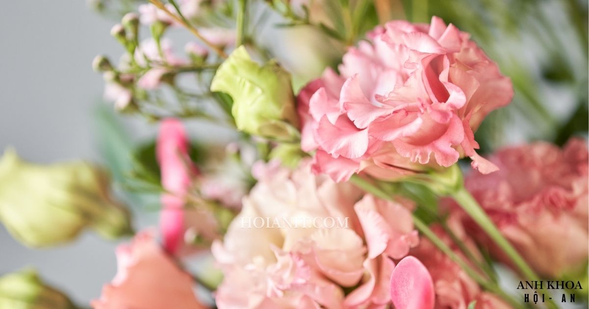 Chọn hoa khai trương sang trọng và ý nghĩa cho ngày đặc biệt tại Hội An.