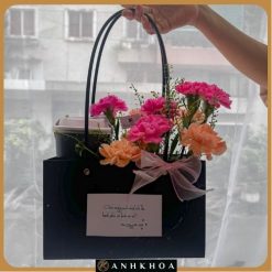 giỏ hoa tươi kèm trà sữa tại Hội An