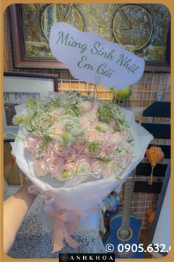 bó hoa hồng kem dâu hội an