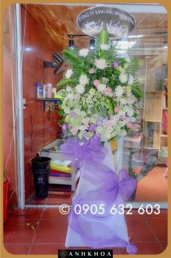 Mẫu hoa phúng điếu ý nghĩa tại Hội An