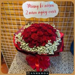 bó hoa hồng đỏ mừng kỉ niệm ngày cưới tại hội an