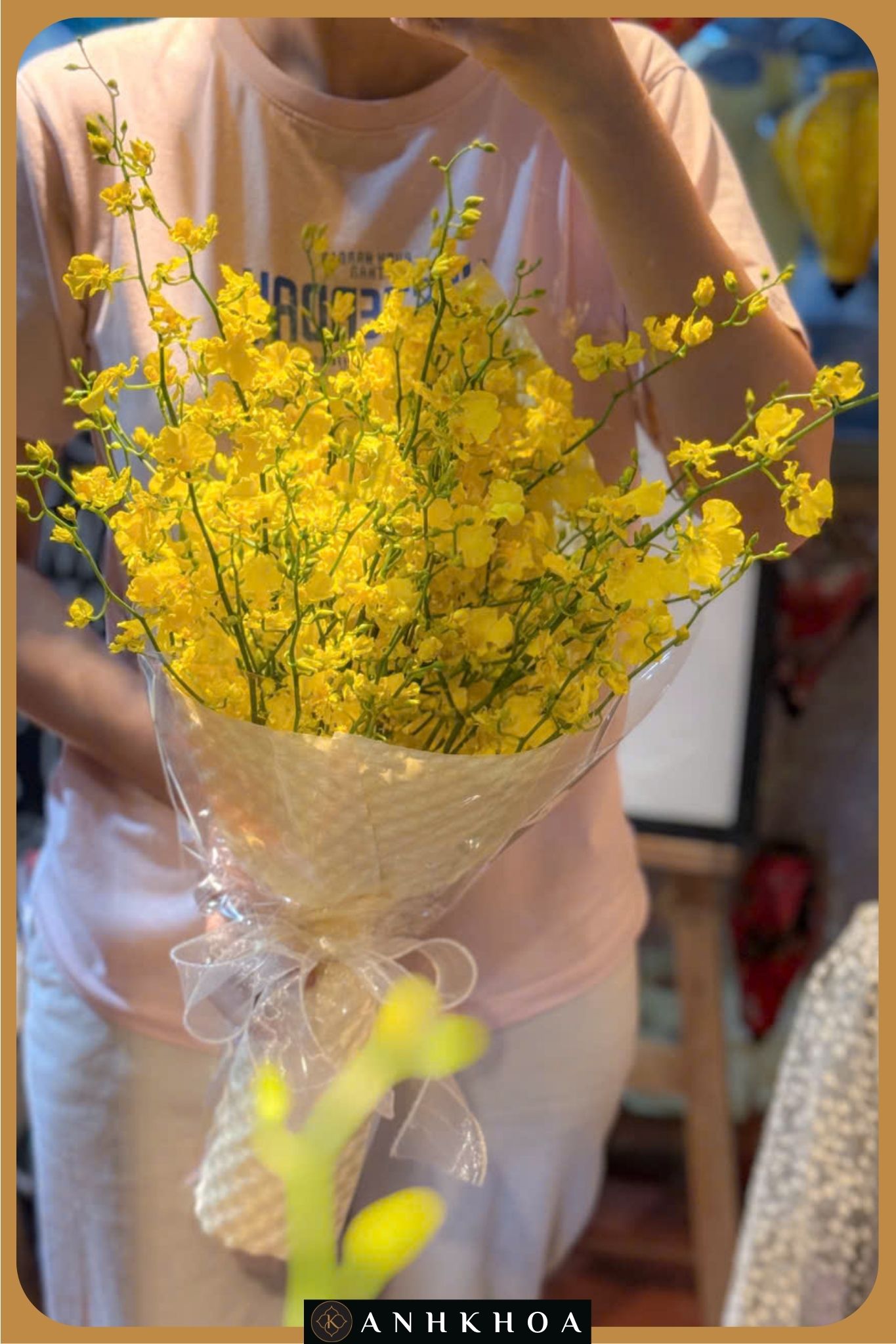 hoa tuoi hoi an 77 1 hoa lan vũ nữ tại hoa tươi hội an