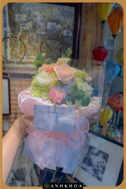 bó hoa nhỏ tặng bạn gái hội an