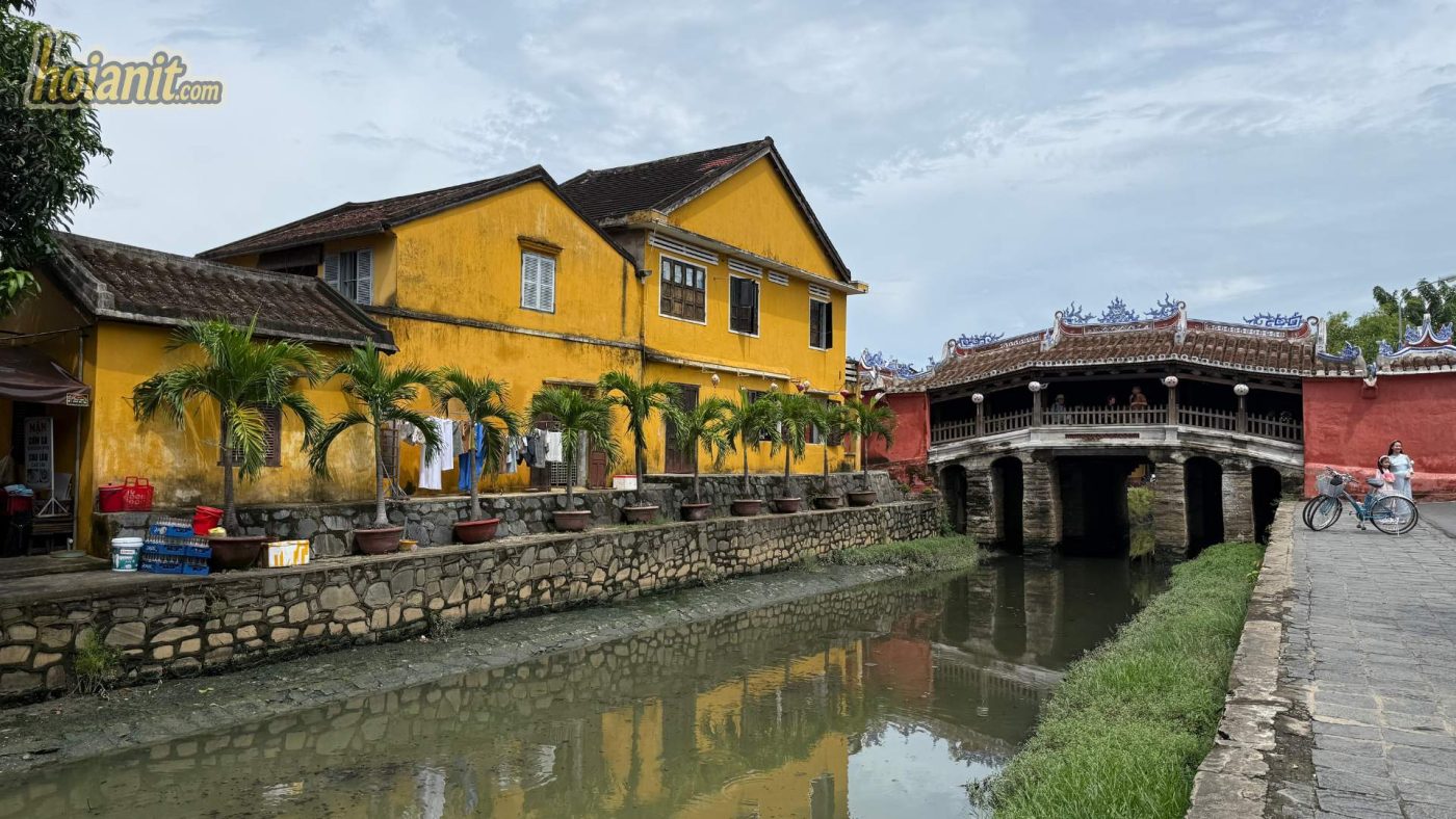 View of Japanese Covered Bridge from Tran Phu Street in Hoi An
