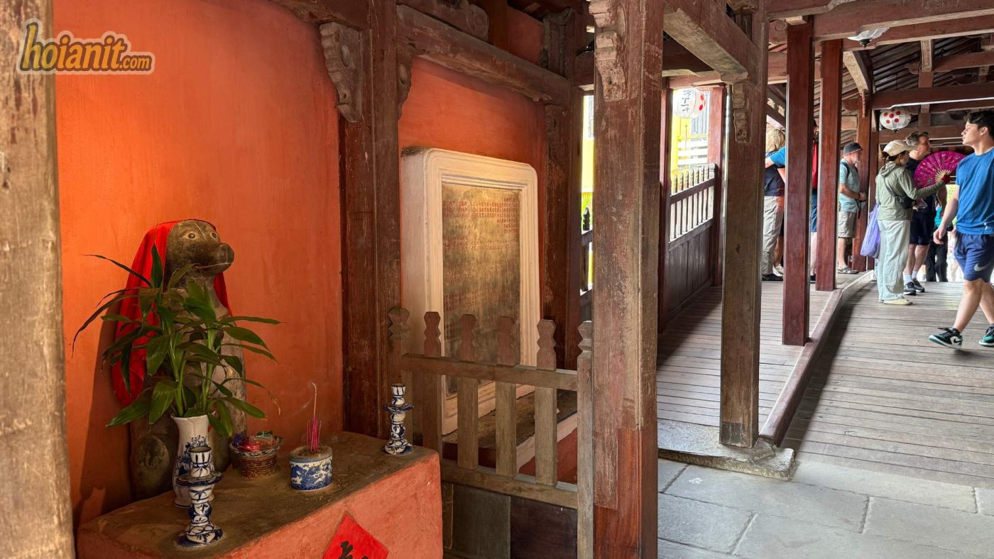 Historic Japanese Bridge in Hoi An Ancient Town, Vietnam