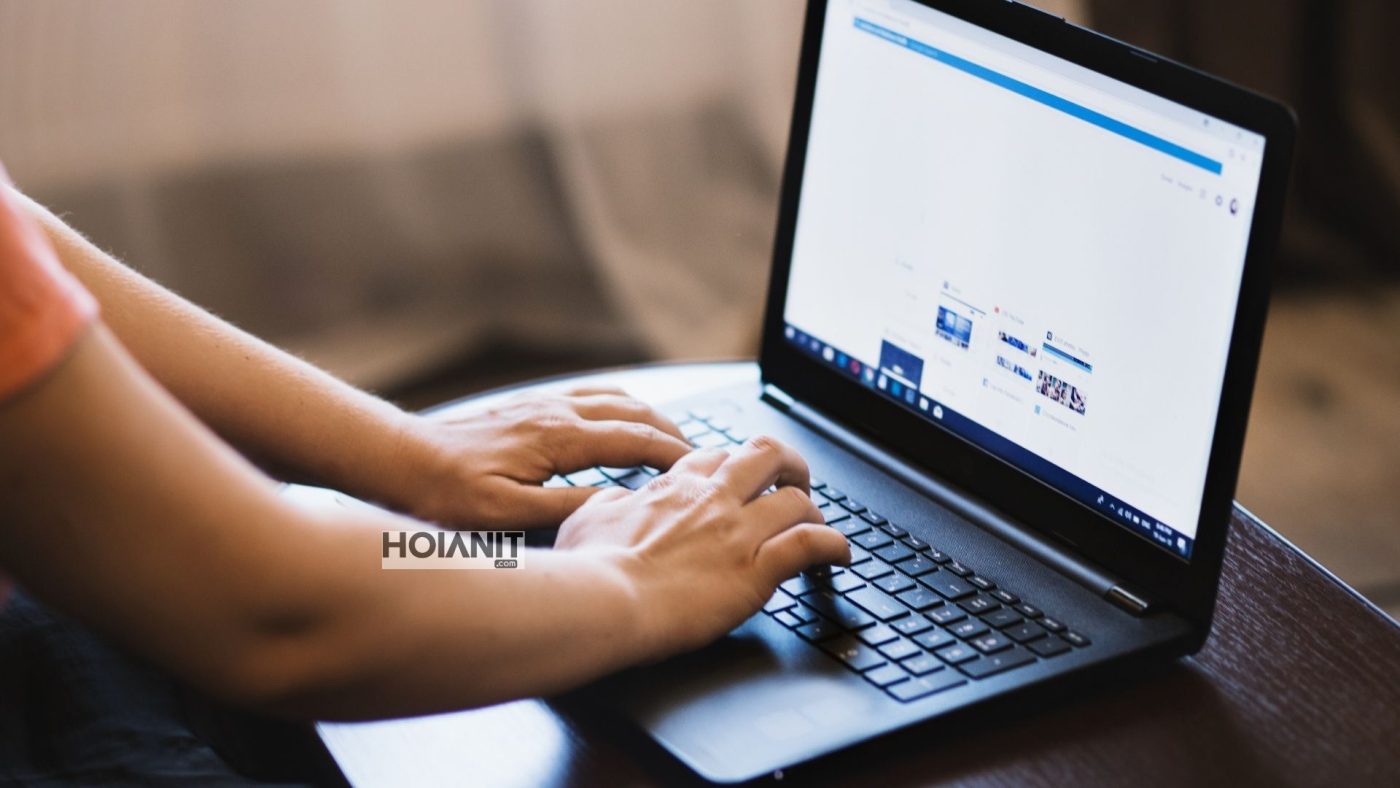 Rent a laptop for work and travel in Hoi An