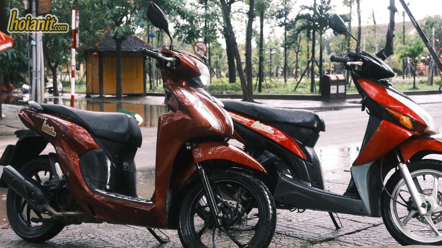 Semi-automatic and scooter for motorbike rental Bac Kan comparison