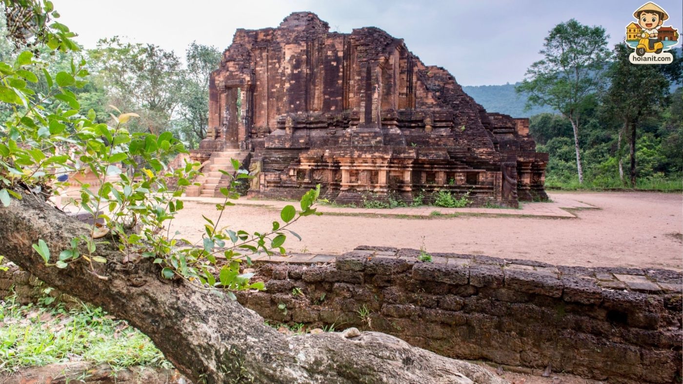 Sunrise Ride to the Lost Temples of My Son