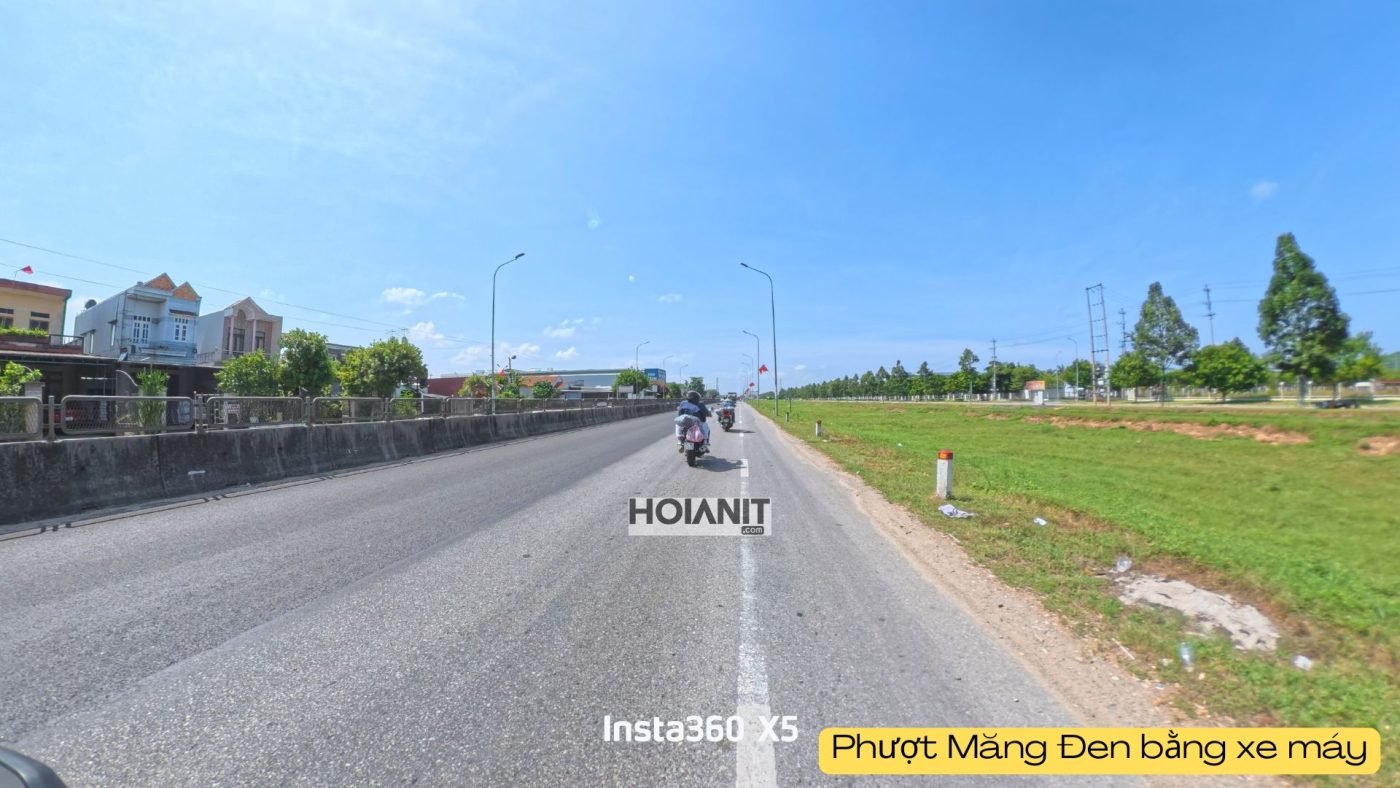 Vượt đèo Violak trên đường phượt xe máy đến Măng Đen