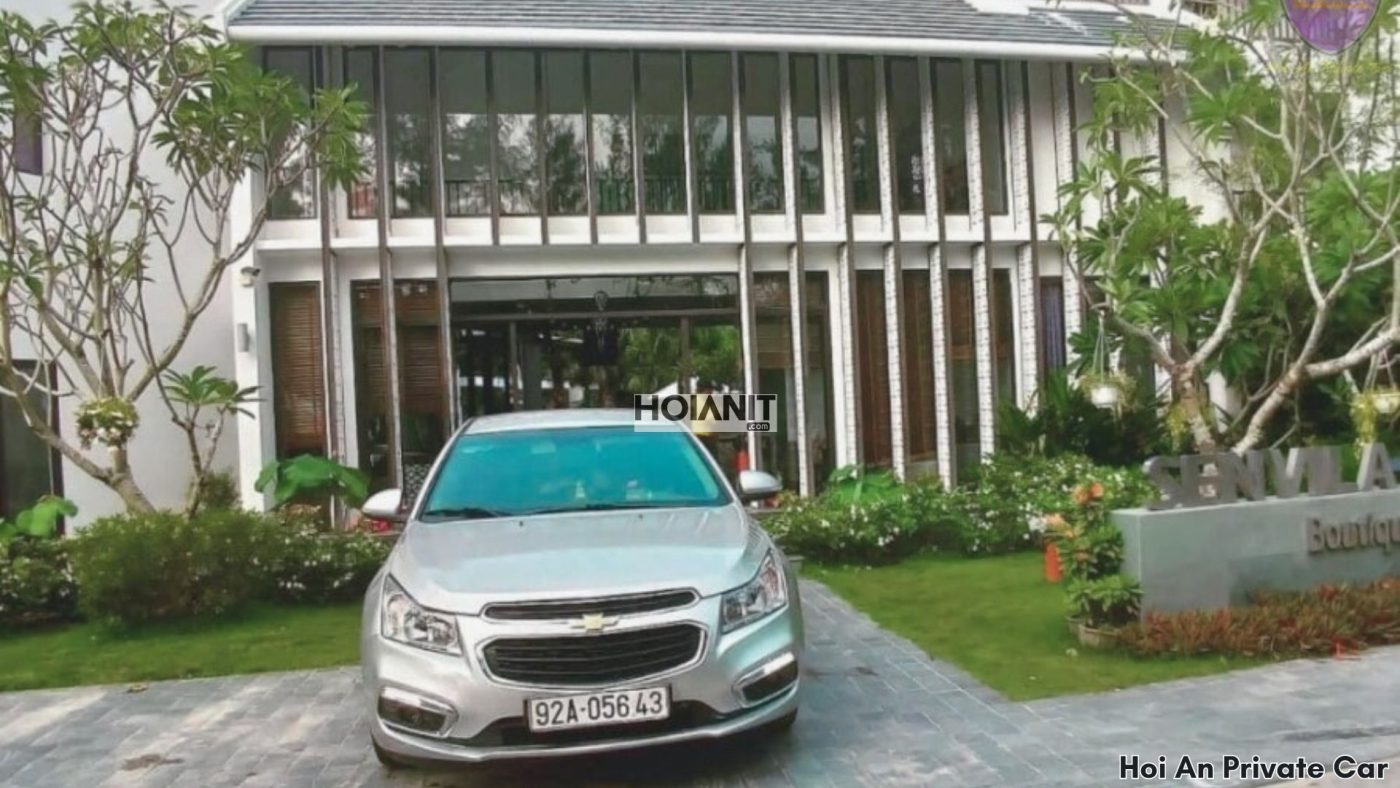 Family traveling in a private car from Hoi An to Ba Na Hills